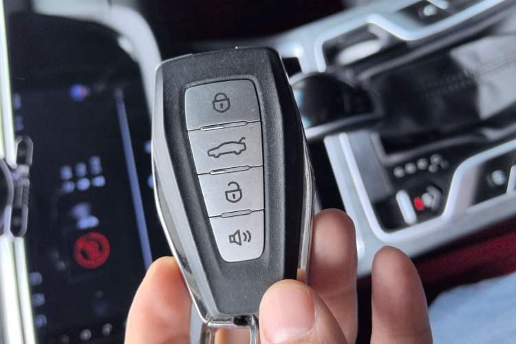 Used Geely Auto Emgrand 2019 Leading Edition 1.5L CVT Upward Asian Games Edition China VI
