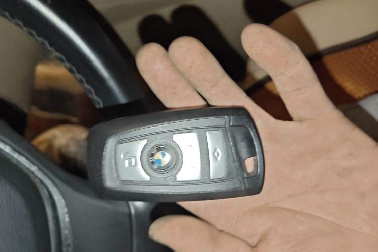 Used BMW 5 Series 2013 535Li Luxury Model Vehicle Key
