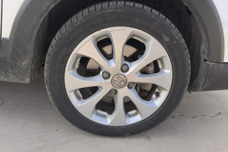 Used BAIC New Energy EC5 2019 New Air Edition Right Front Wheel Hub