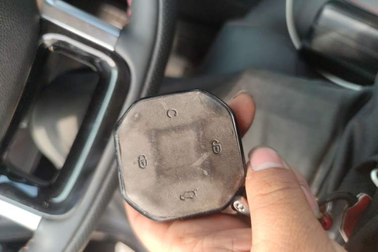 Used JETOUR Traveler 2023 2.0T All-Wheel-Drive CrossPRO
