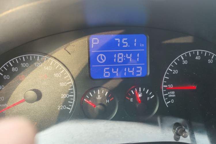 Used Chery Tiggo 3 2015 1.6L CVT ZhiShang Commemorative Edition