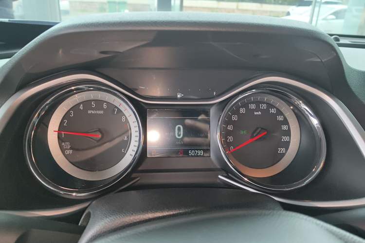 Used Chevrolet Orlando 2019 Redline 530T Automatic Enjoyment Version (5+2 Seating) China VI