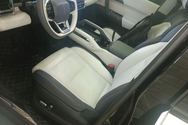 Used iCAR 03 2024 472km Four-Wheel Drive Long-Range Version
