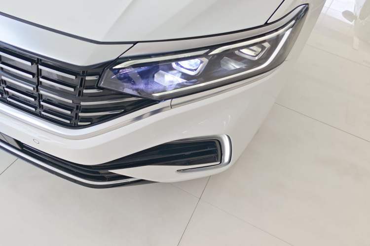 Used Volkswagen Passat New Energy 2022 430 PHEV Hybrid Luxury Edition Left Front Headlight