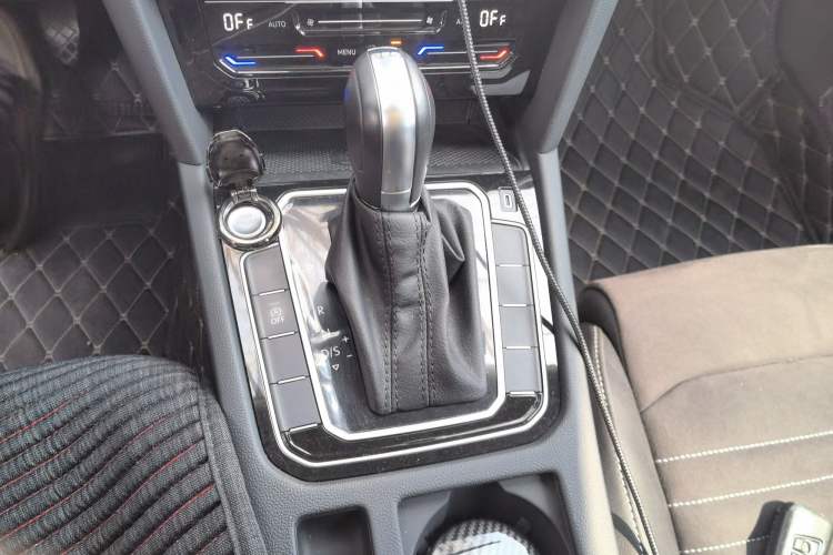 Used Volkswagen Magotan 2020 380TSI DSG Luxury Version
