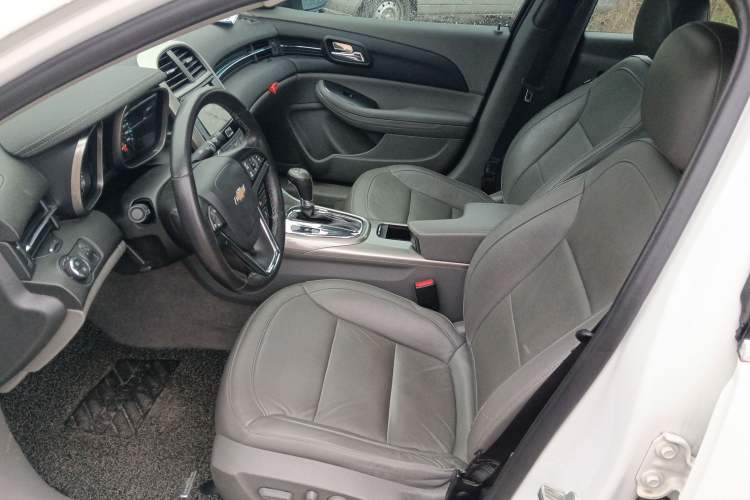 Used Chevrolet Malibu 2014 2.0L Automatic Luxury Edition
