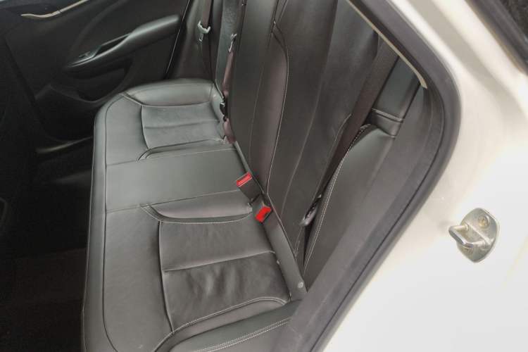 Used Buick GT 2018 18T Automatic Elite Model Left Rear Seat