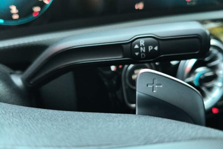 Used Mercedes-Benz A-Class 2022 Second Facelift A 200 L Sport Sedan Fashion Version