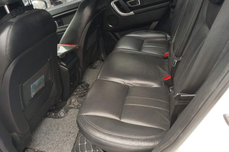 Used Land Rover Discovery Sport 2016 2.0T SE Left Rear Seat