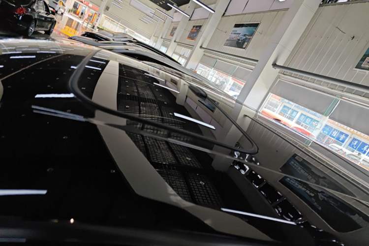 Used Toyota Vellfire 2021 Crown Dual-Engine 2.5L HV Supreme Edition