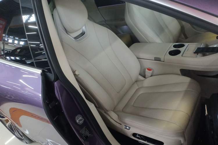 Used Hima Luxeed R7 2024 All-Electric 736 km Ultra
