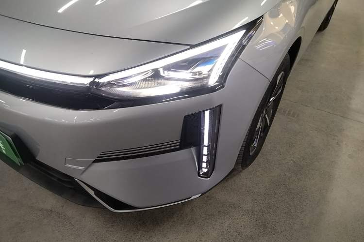 Used Geely Galaxy L6 2025 EM-i 140km Starship Edition