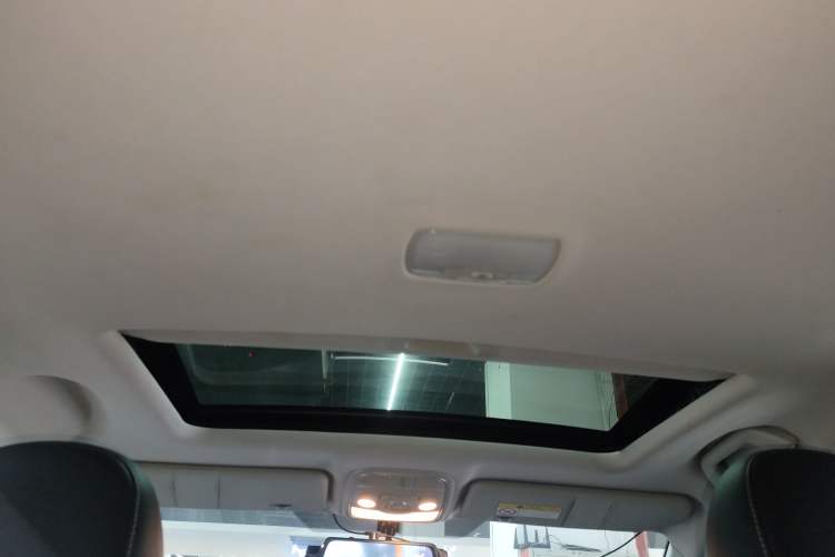 Used Haval M6 2021 PLUS 1.5T DCT Luxury Smart Connectivity Model Headliner