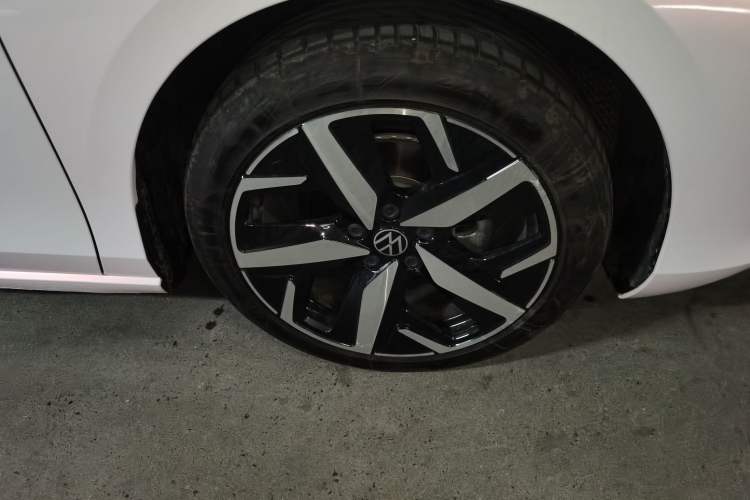 Used Volkswagen Lamando 2023 Lavida L 280TSI DSG Cool & Spicy Edition
