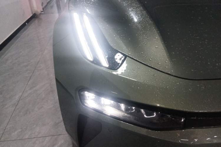 Used Zeekr 001 2024 WE Edition 95 kWh All-Wheel Drive Right Front Headlight