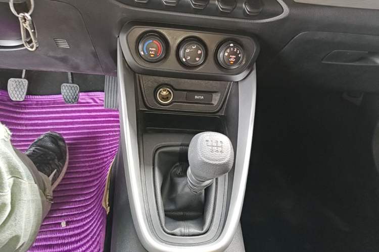 Used Baojun 510 2017 1.5L manual Comfort trim
