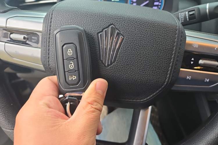 Used JMC DaDao 2023 All-Purpose 2.3T Diesel Manual Two-Wheel Drive Standard-Wheelbase Comfort Edition