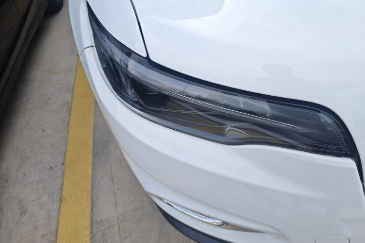 Used Jeep Cherokee 2020 2.0T Two-Wheel Drive Leading Edition Right Front Headlight