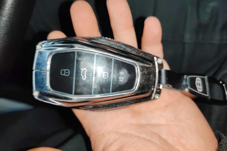 Used Geely Auto Emgrand GL 2019 1.4T CVT Elite Smart Edition Vehicle Key