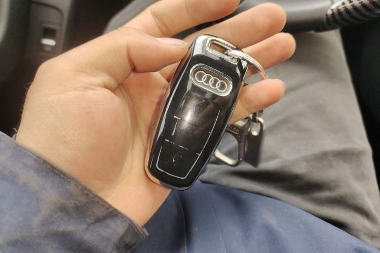 Used Audi A6L 2023 40 TFSI Luxury Dynamic Model Vehicle Key