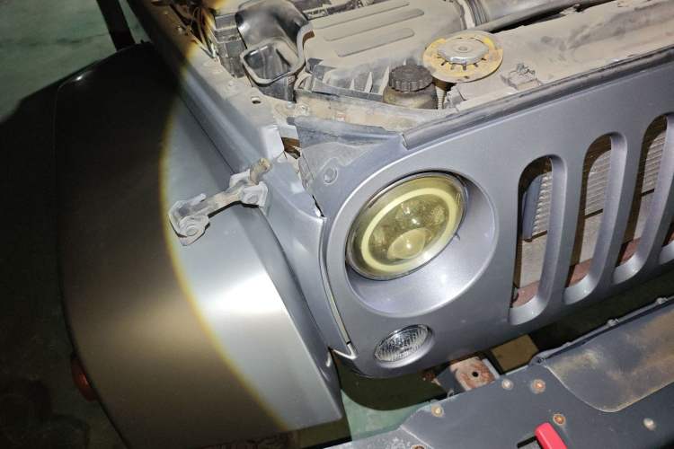 Used Jeep Wrangler 2013 3.6L Sahara two-door model
