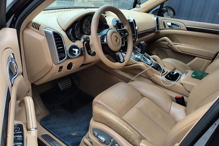 Used Porsche Cayenne 2011 Cayenne S 4.8L