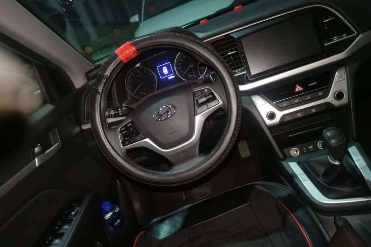 Used Hyundai Elantra (6th Generation / Lingdong) 2016 1.6L Manual ZhiXuan · Dynamic Model