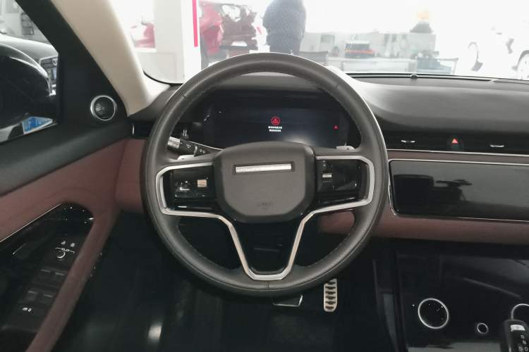 Used Land Rover Range Rover Evoque 2022 Aurora L 249 PS R-Dynamic Luxury Edition
