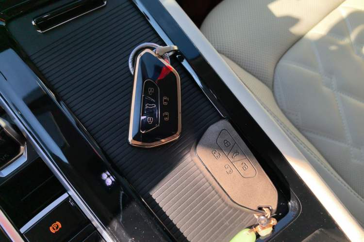 Used Volkswagen Viloran 2023 380TSI Prestige Edition Vehicle Key