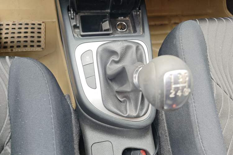 Used FAW Junpai D60 2015 1.5L Manual Tech Version