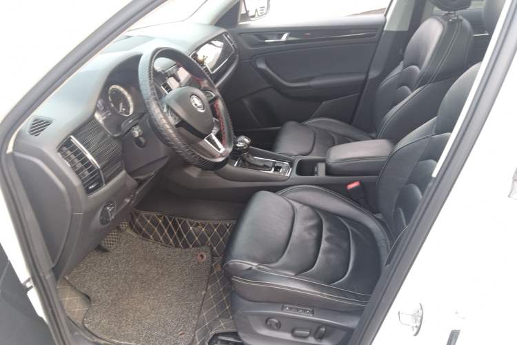 Used Skoda Kodiaq 2018 Facelifted TSI330 5-Seater Two-Wheel-Drive Luxury Enjoyment Edition