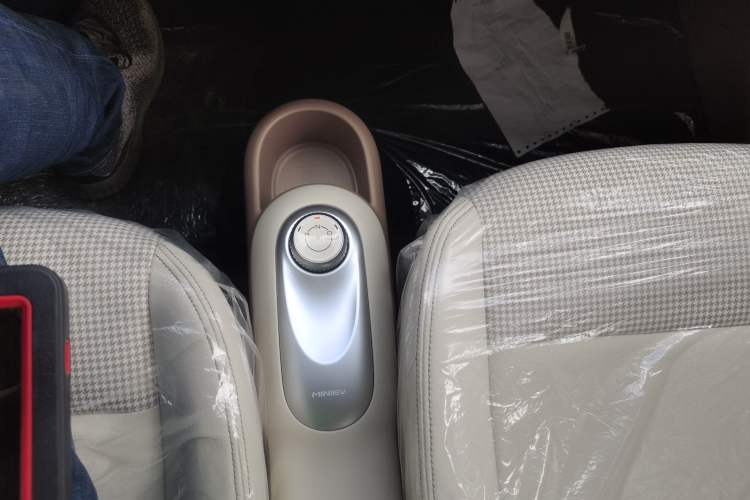 Used Wuling Hongguang MINIEV 2025 Four-Door Version Advanced Edition