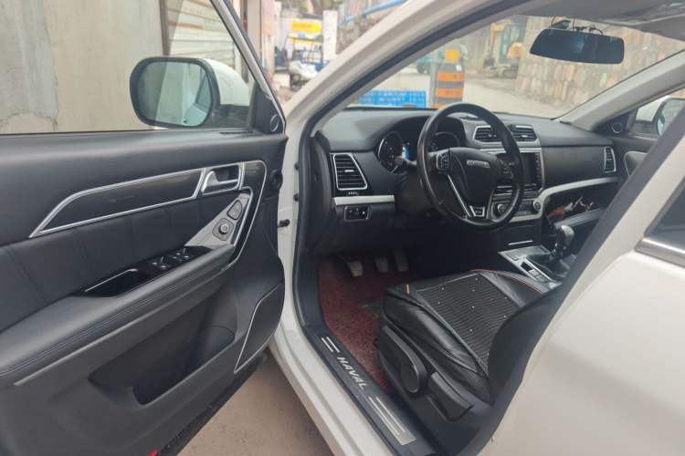 Used Haval H6 Coupe 2016 Blue Label 1.5T Manual Two-Wheel Drive Urban Model
