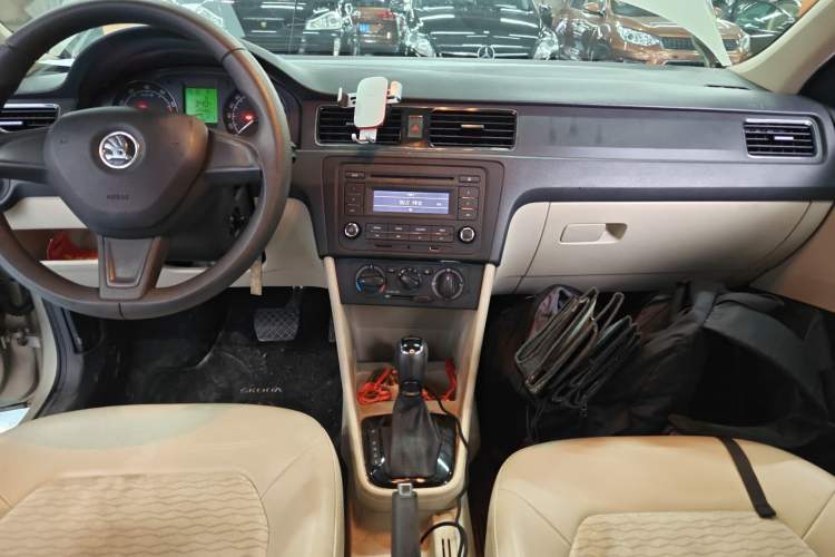 Used Skoda Rapid 2016 1.6L Automatic Chuanxing Edition
