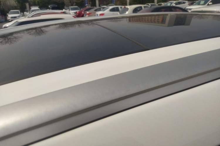 Used Geely Auto Emgrand X7 Sport 2018 1.8TD Automatic Two-Wheel Drive Smart Connect 4G Internet Edition