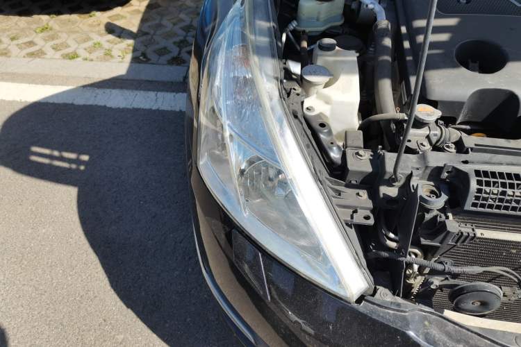 Used Nissan Teana 2008 2.5L XL Leading Edition Right Front Headlight