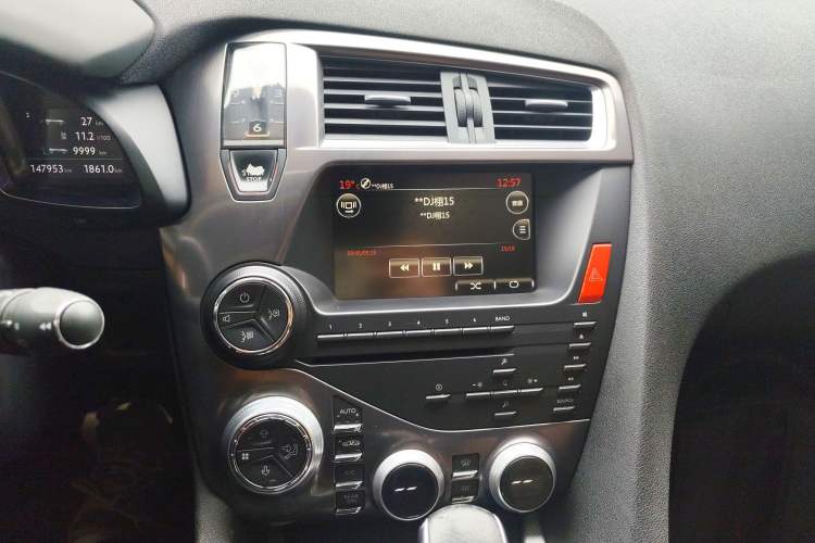 Used DS 5 2013 1.6T Prestige Edition THP200