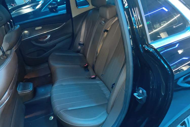 Used Mercedes-Benz E-Class 2023 Updated E 300 L Fashion Edition