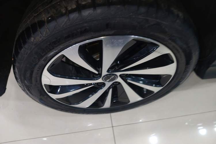 Used BYD Song PLUS New Energy 2024 HONOR Edition DM-i 71km Luxury Model Exterior 5