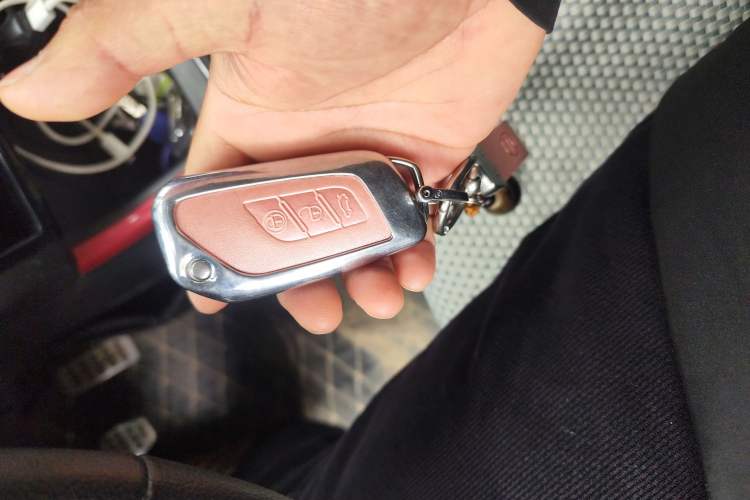 Used BAIC Senova X25 2015 1.5L manual Comfort trim level