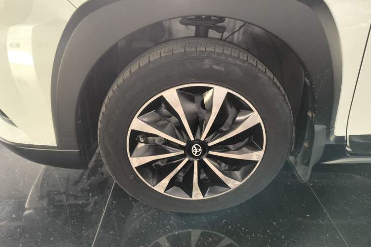 Used Toyota YARiS L Zhi Xuan 2020 X-Trail X 1.5L CVT Leading Edition Left Front Wheel Hub