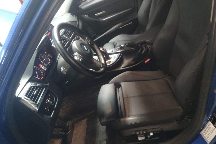 Used BMW 3 Series 2018 320Li Leading Model M Sport Package
