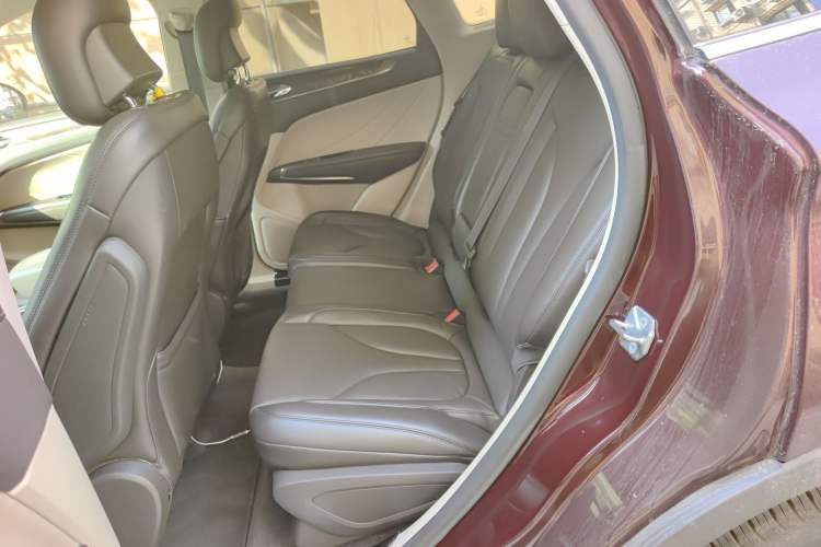 Used Lincoln MKC 2017 2.0T Two-Wheel-Drive Luxury Edition