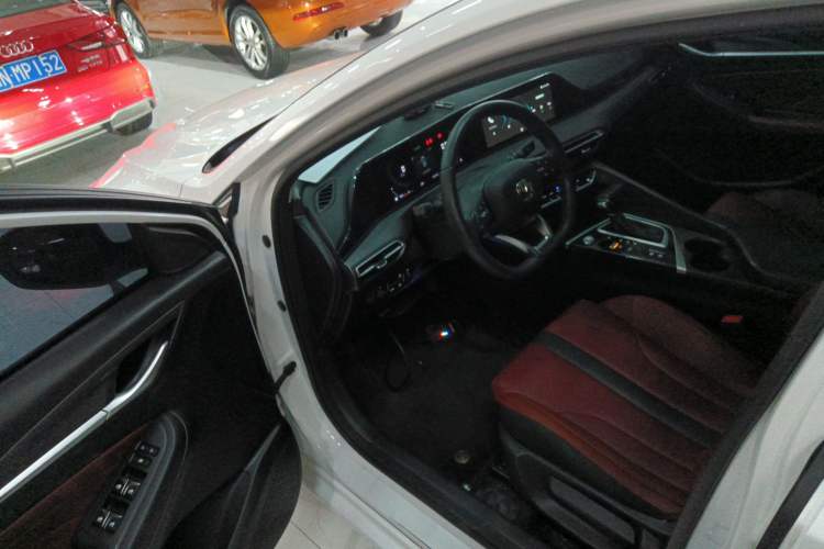 Used CHANGAN Eado 2021 PLUS Blue Whale NE 1.4T GDI DCT Prestige Model Driver Seat