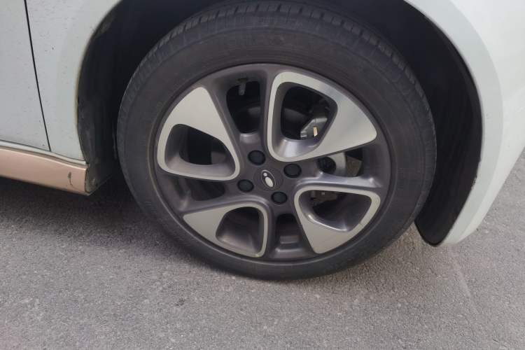 Used ORA White Cat 2022 Xiaoyue Mao Edition 401 km Flagship Model Lithium Ternary
