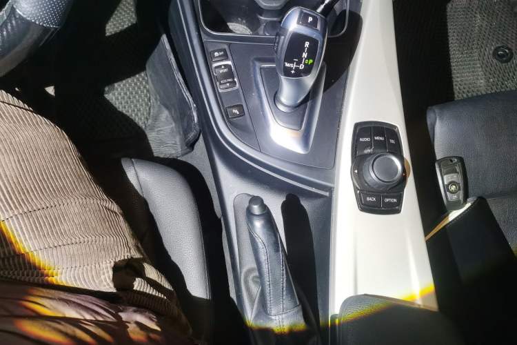 Used BMW 3 Series GT 2016 320i Fashion Model