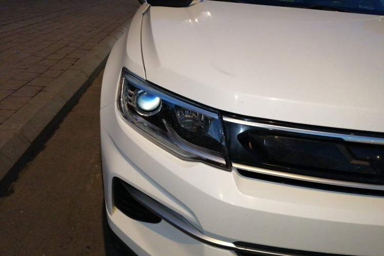 Used CHANGAN CS35PLUS 2019 1.6L Manual E-Link Upgrade Edition
