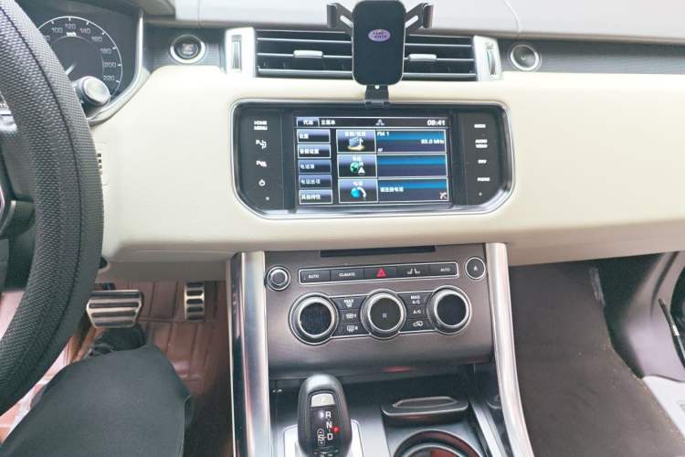 Used Land Rover Range Sport 2014 3.0 SC V6 HSE DYNAMIC
