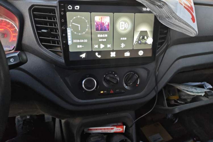 Used Wuling Hongguang V 2022 1.5L Jingqu Edition Enclosed-Window Vehicle with Hydraulic Power Steering LAR