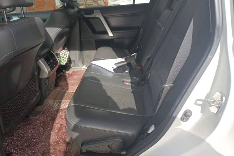 Used Toyota Prado 2018 3.5L Automatic TX-L with Rear-Mounted Spare Tire